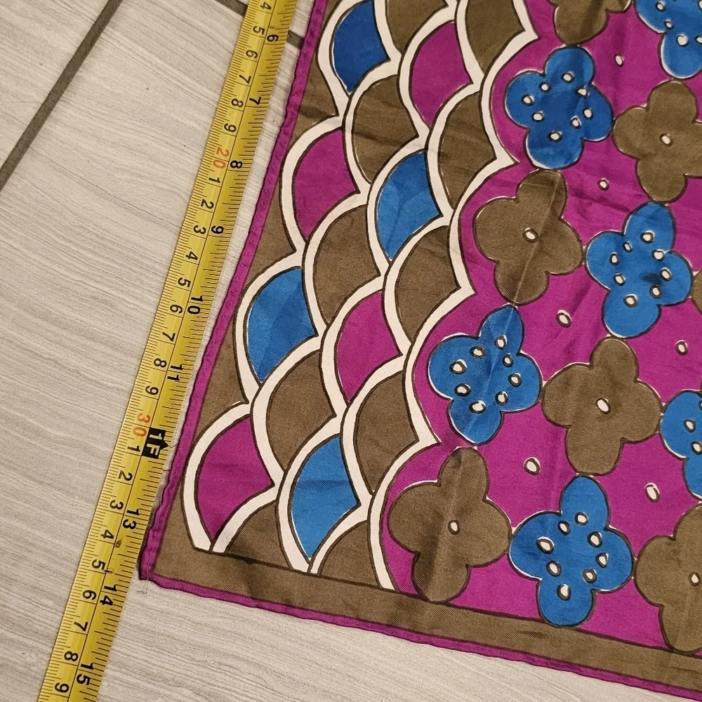 Vintage Vera Neumann Scarf